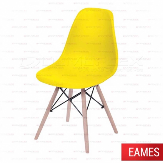 Cadeira Base em Madeira e Aço Eames Demeflex Curitiba